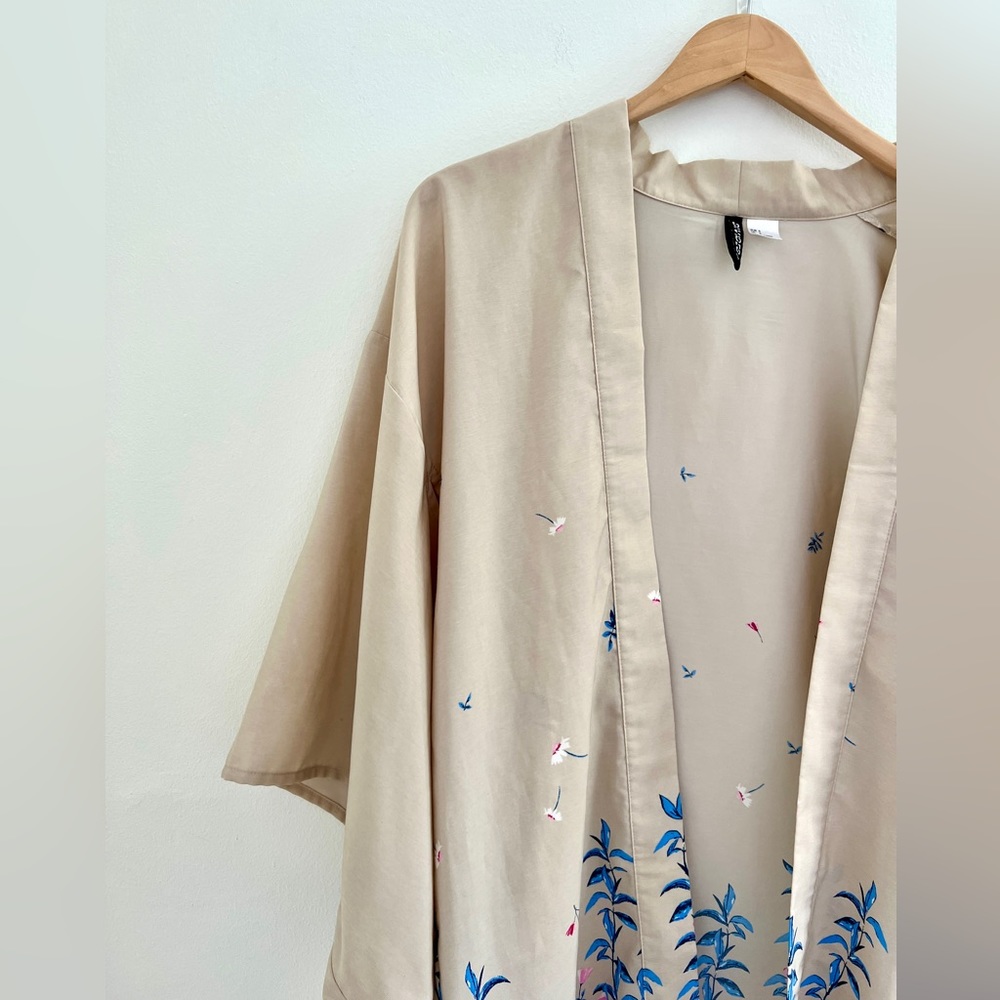 Bohemian Printed Floral Kimono Jacket Open Cardigan Cream Pink Blue Cropped Cape - Picture 4 of 9